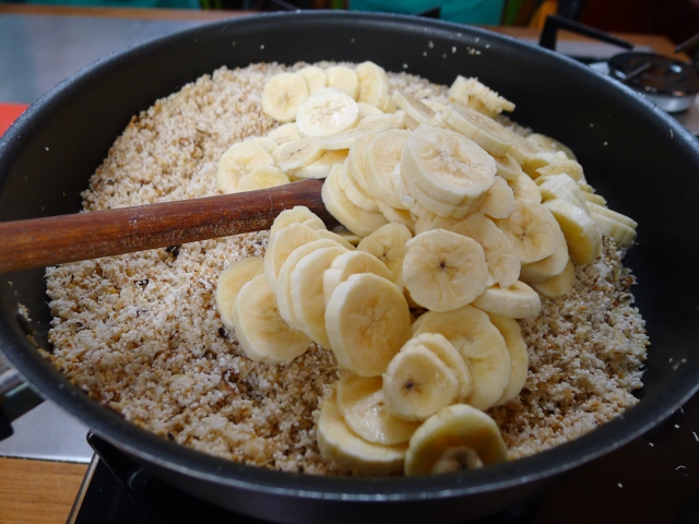 turn off the heat and stir in the bananas